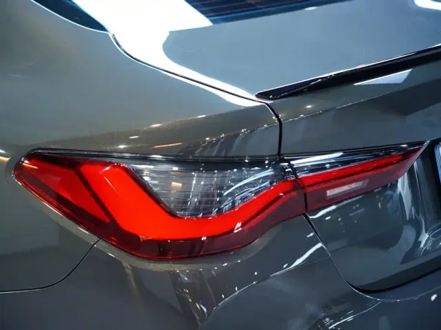 BMW M4 — Фото автомобиля 23