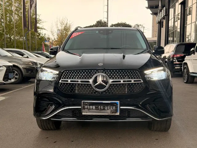 Mercedes-Benz GLE-Class — Фото автомобиля 2