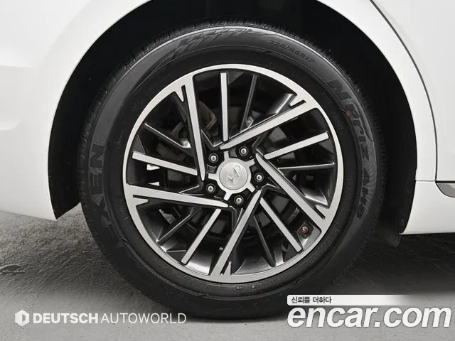 Hyundai Grandeur Новый Grandeur IG 3.0 LPi (Для проката) — Фото автомобиля 5