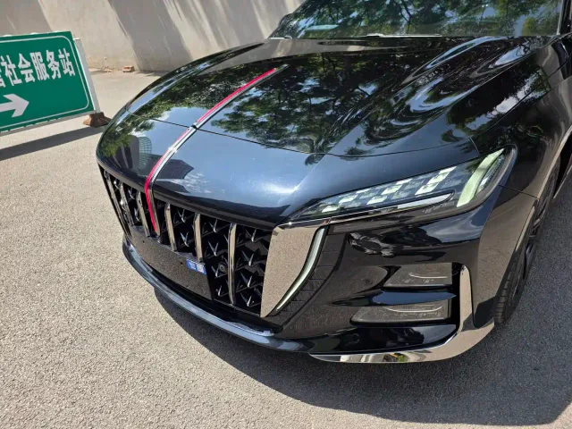 Hongqi H6 — Фото автомобиля 15