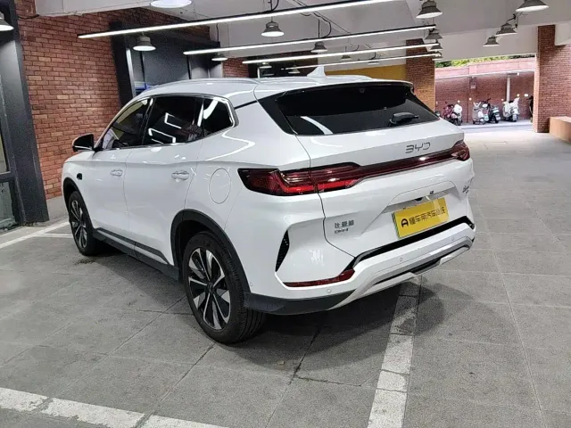 BYD Song PLUS — Фото автомобиля 3