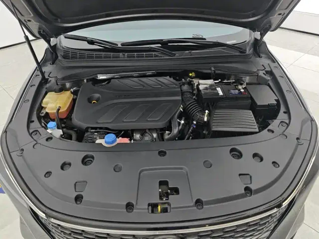 Changan Raeton Plus — Фото автомобиля 10
