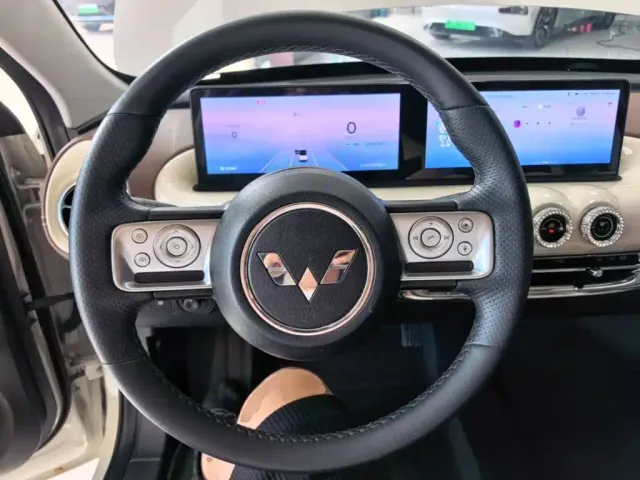 Wuling Bingo — Фото автомобиля 10