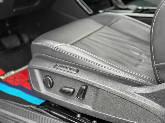 Volkswagen Passat — Фото автомобиля 8