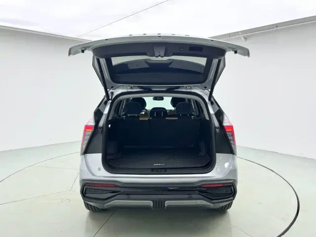 Geely Boyue L — Фото автомобиля 6