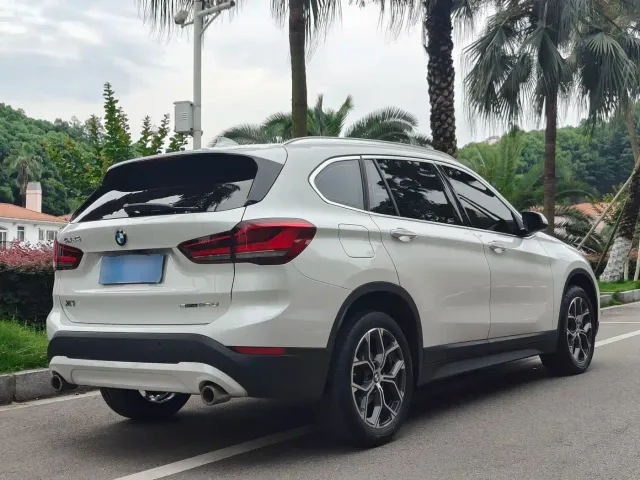 BMW X1 — Фото автомобиля 5