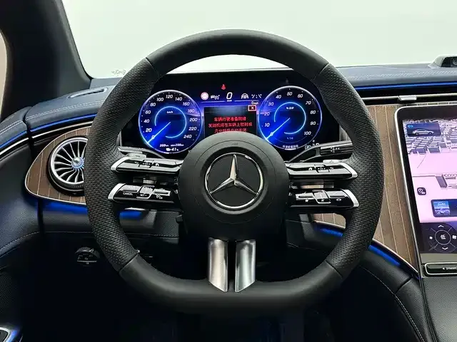 Mercedes-Benz EQE — Фото автомобиля 11