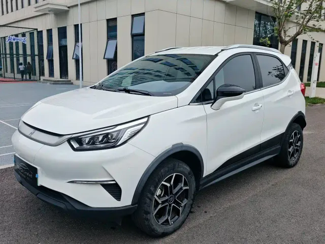 Фотография автомобиля — BYD Yuan Pro