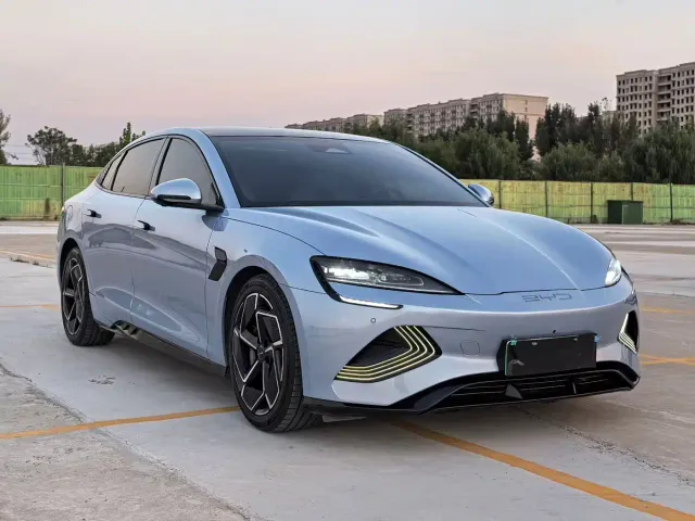 BYD Seal — Фото автомобиля 3