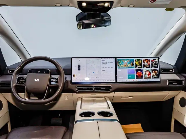 Li Auto Li Auto MEGA 2024 Ultra — Фото автомобиля 19
