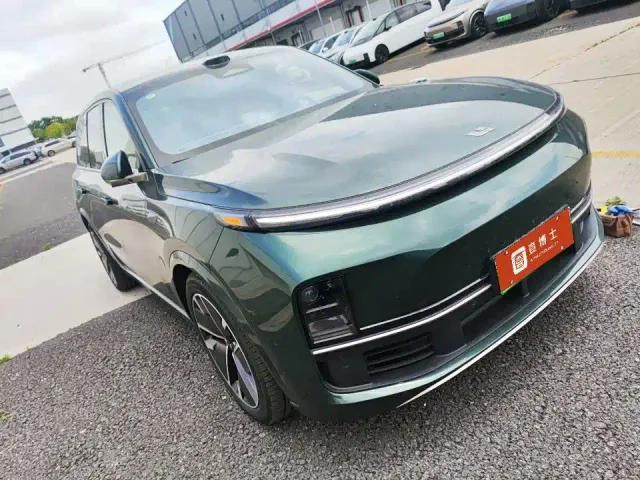 Li Auto L9 — Фото автомобиля 3