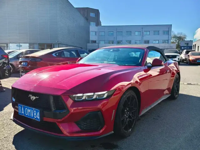 Ford Mustang — Фото автомобиля 2