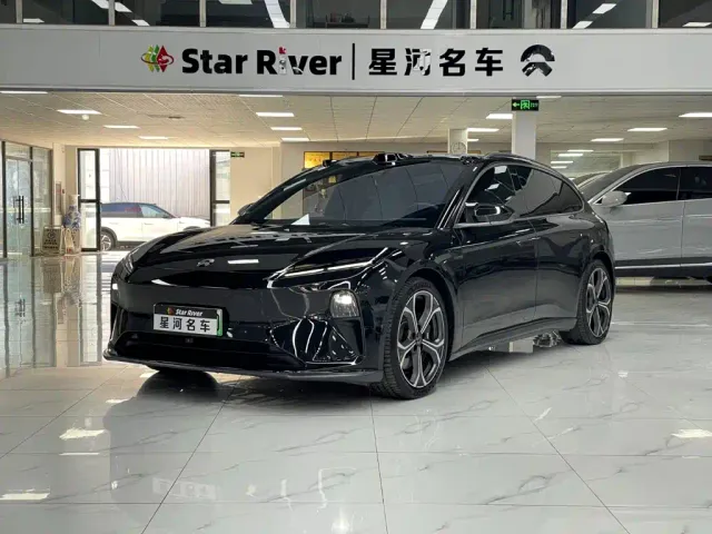 Фотография автомобиля — Nio ET5 Touring