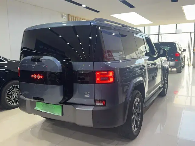 BYD FangChengBao Titanium 7 — Фото автомобиля 8