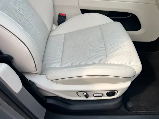 Li Auto i6 — Фото автомобиля 13