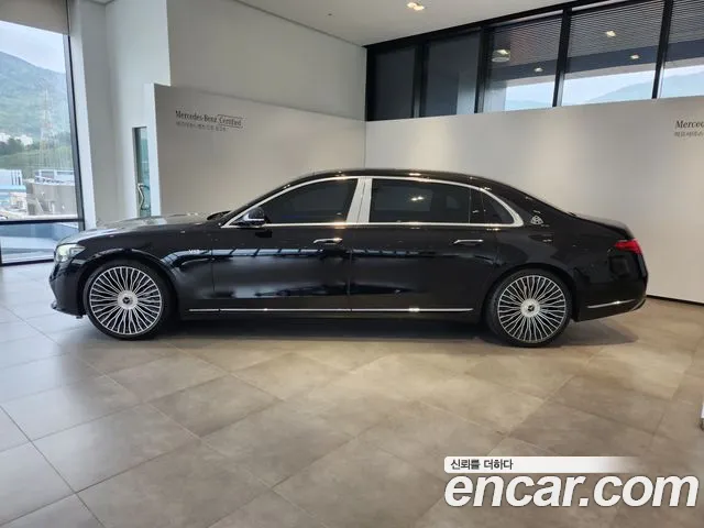 Mercedes-Benz S-Class — Фото автомобиля 8