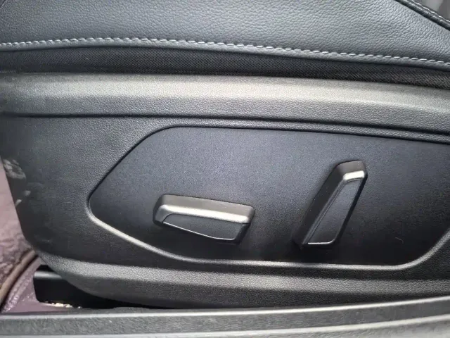 Hyundai Elantra — Фото автомобиля 9