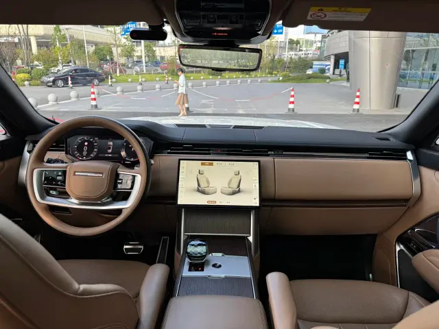 Land Rover Range Rover — Фото автомобиля 22