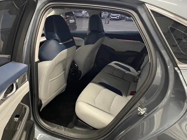 Geely Xingrui — Фото автомобиля 19