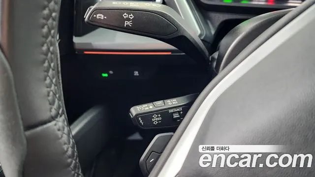 Audi Q4 e-tron — Фото автомобиля 27