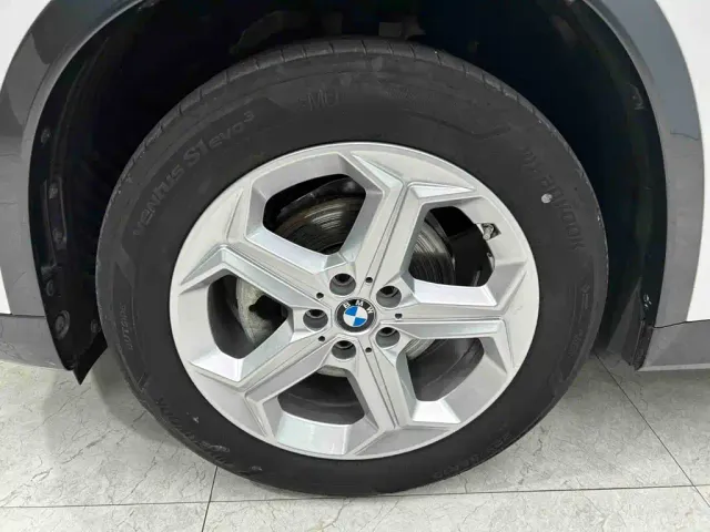 BMW X1 — Фото автомобиля 26