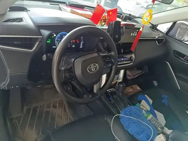 Toyota Corolla Cross — Фото автомобиля 9