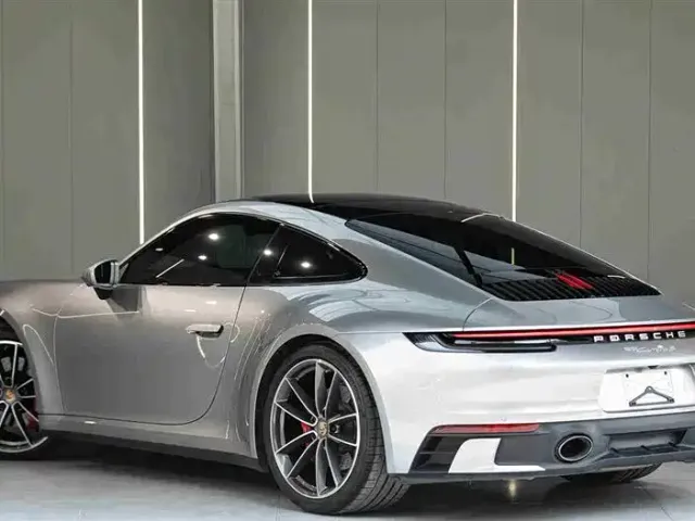 Porsche 911 — Фото автомобиля 7