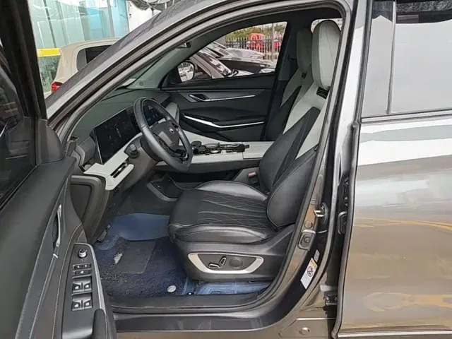 Changan CS75 Plus — Фото автомобиля 14
