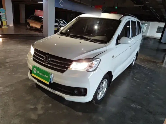 Фотография автомобиля — DFSK Fengguang 330