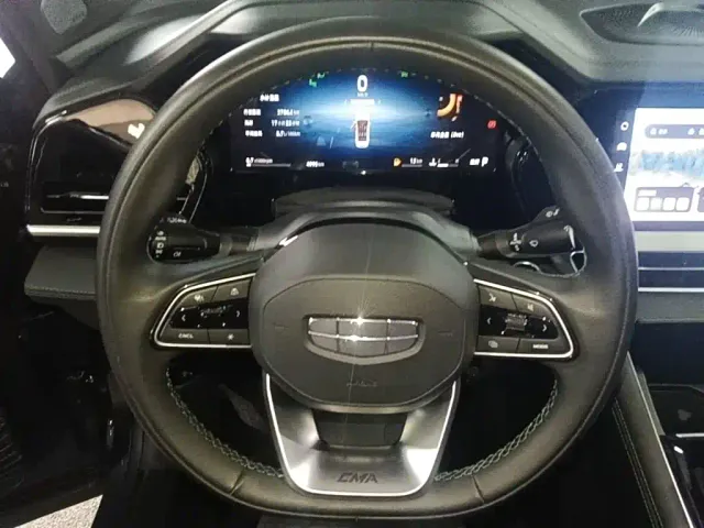 Geely Xingyue L — Фото автомобиля 10