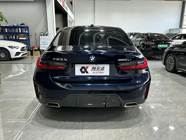 BMW 3 Series — Фото автомобиля 6