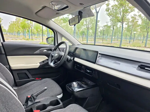 Geely Geometry E Firefly — Фото автомобиля 15
