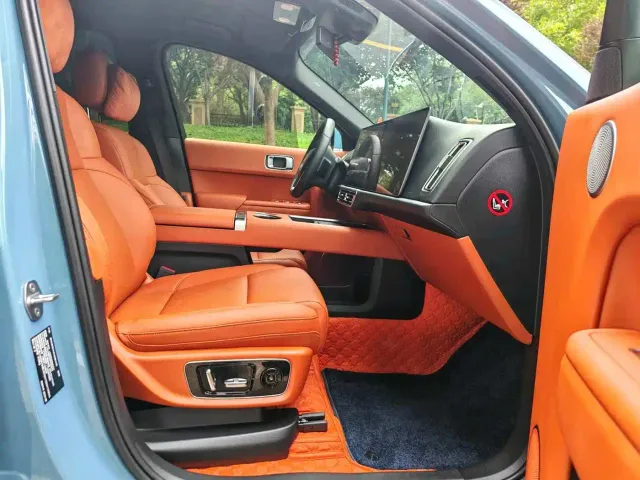 Li Auto Li Xiang L9 2022 Max — Фото автомобиля 7