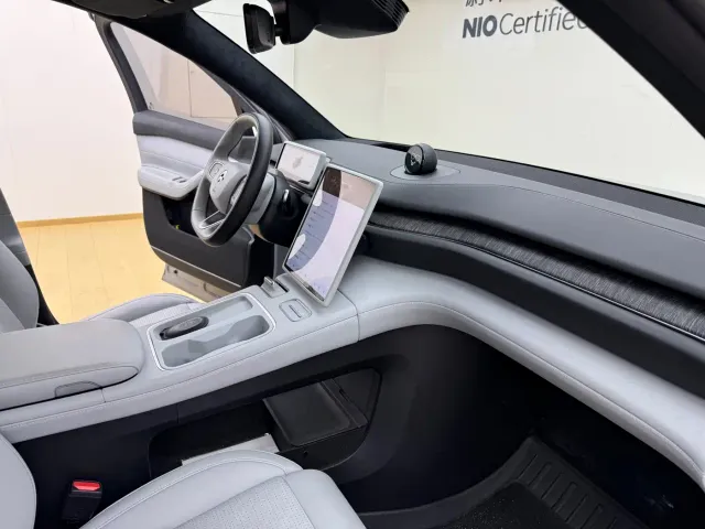Nio ES6 — Фото автомобиля 14
