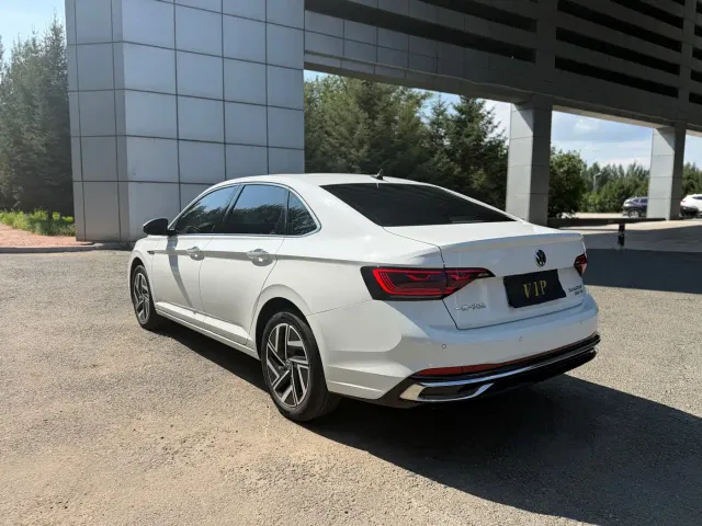 Volkswagen Sagitar — Фото автомобиля 7