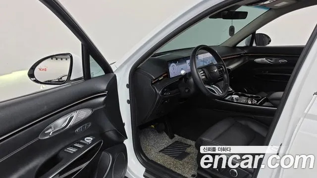 Genesis GV70 — Фото автомобиля 15