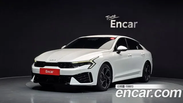 Фотография автомобиля — Kia K5 Generation 3
