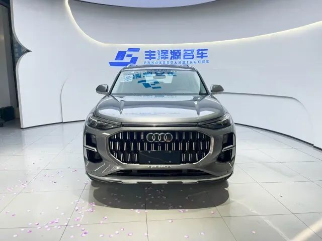 Audi Q6 — Фото автомобиля 2