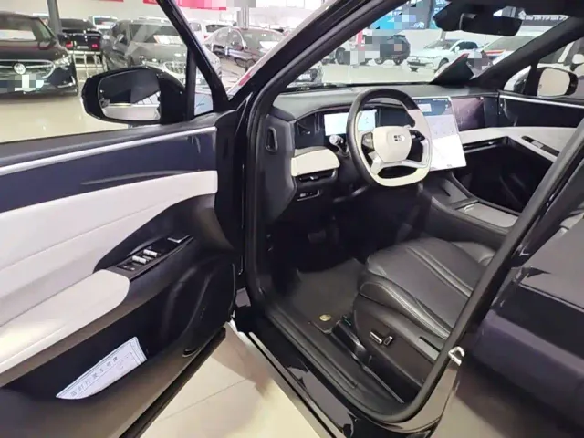 Geely Galaxy L7 — Фото автомобиля 15