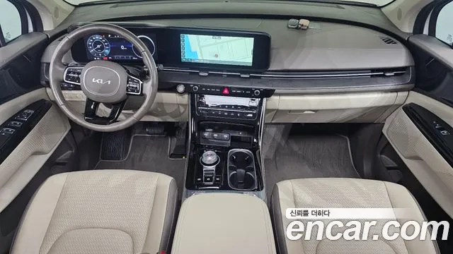 Kia Carnival Generation 4 — Фото автомобиля 10