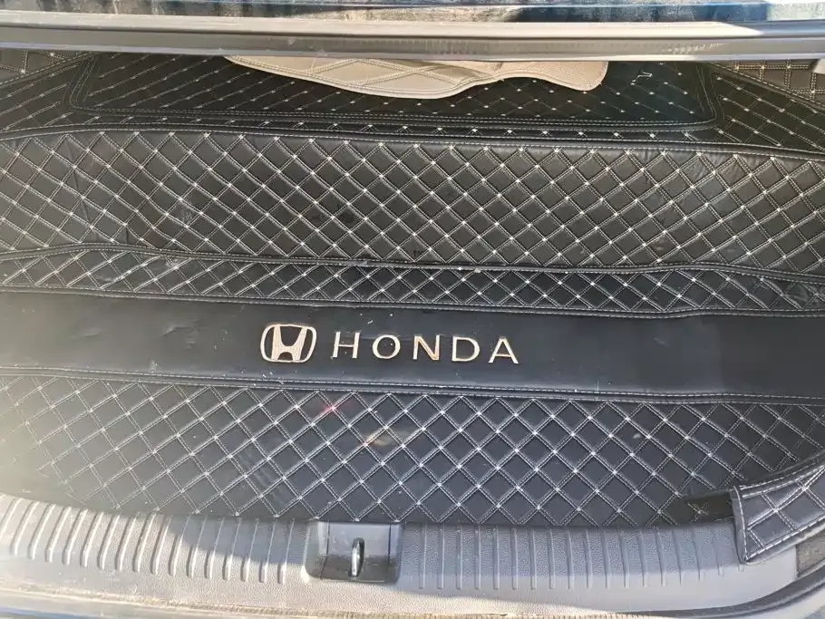 Honda Inspire Hybrid 2023 e:PHEV Smart Shine Edition — Фото автомобиля 4