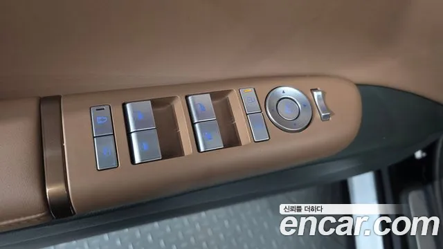 Hyundai Grandeur GN7 — Фото автомобиля 27