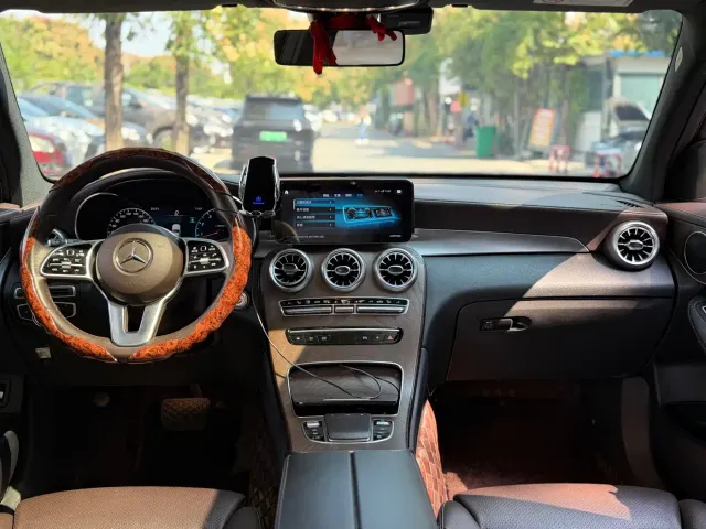 Mercedes-Benz GLC-Class — Фото автомобиля 19