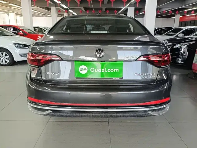 Volkswagen Sagitar — Фото автомобиля 5