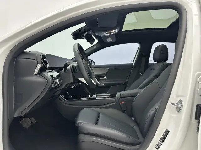 Mercedes-Benz A-Class — Фото автомобиля 5