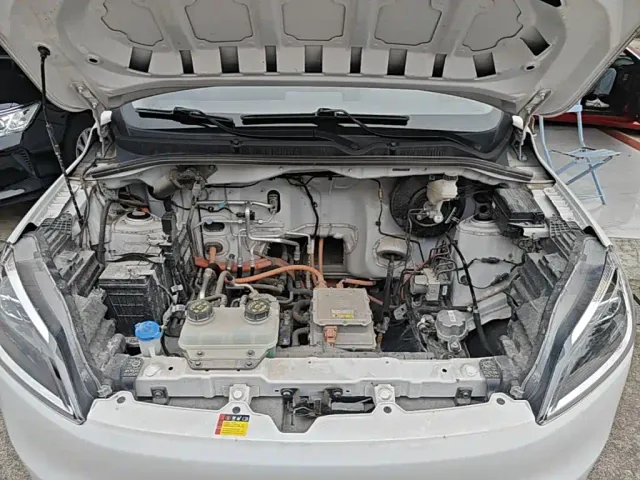 Wuling Hongguang — Фото автомобиля 19
