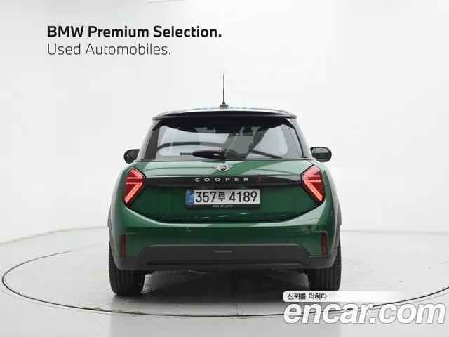 MINI Cooper 4th Gen — Фото автомобиля 4