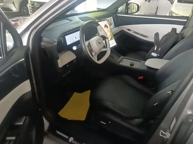 Geely Galaxy L7 — Фото автомобиля 14