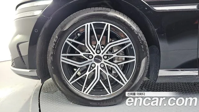 Genesis G90 RS4 — Фото автомобиля 5