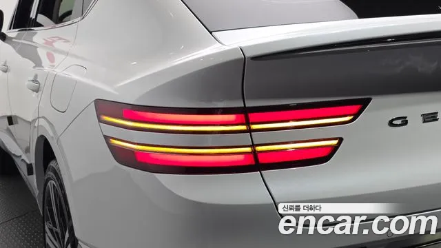 Genesis GV80 Coupe — Фото автомобиля 8